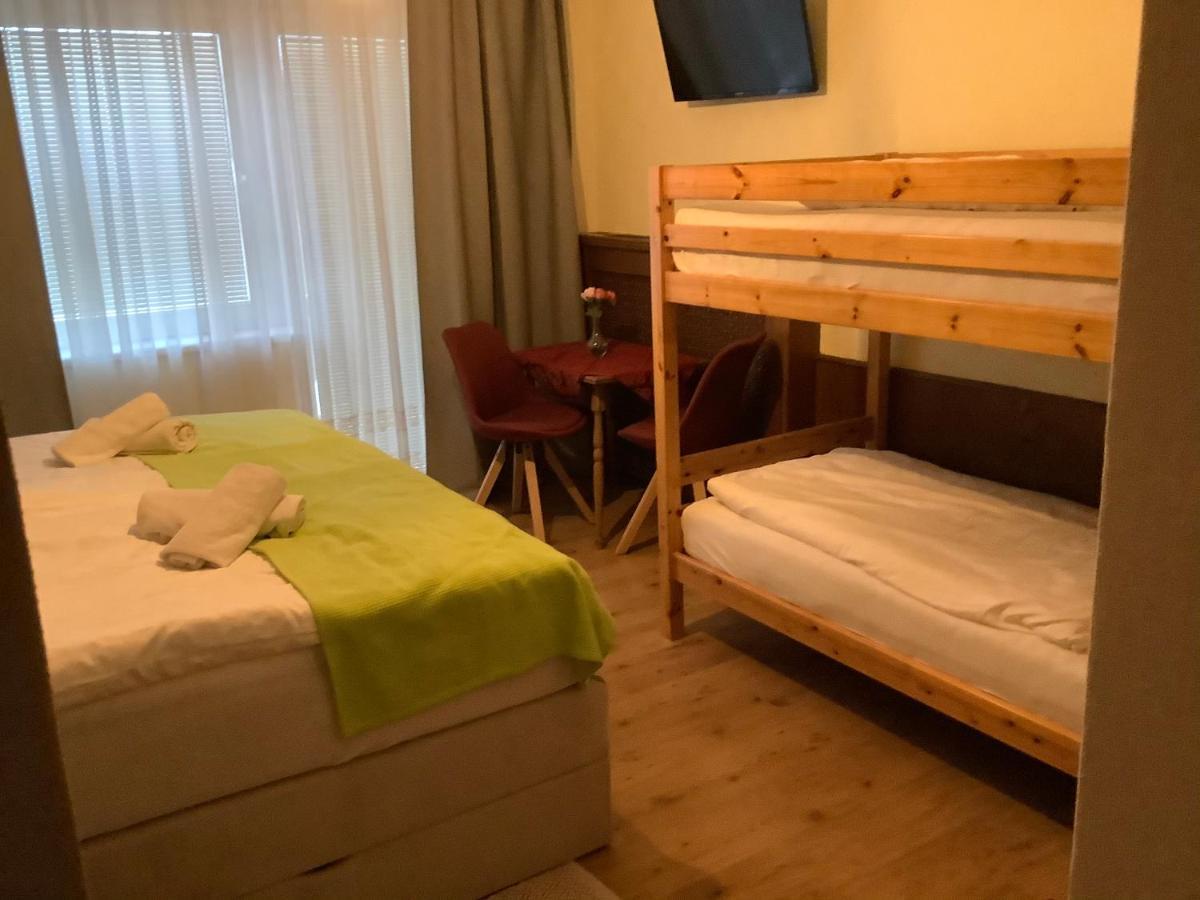 Gasthaus 3-Laenderblick Moenichkirchen Ngoại thất bức ảnh